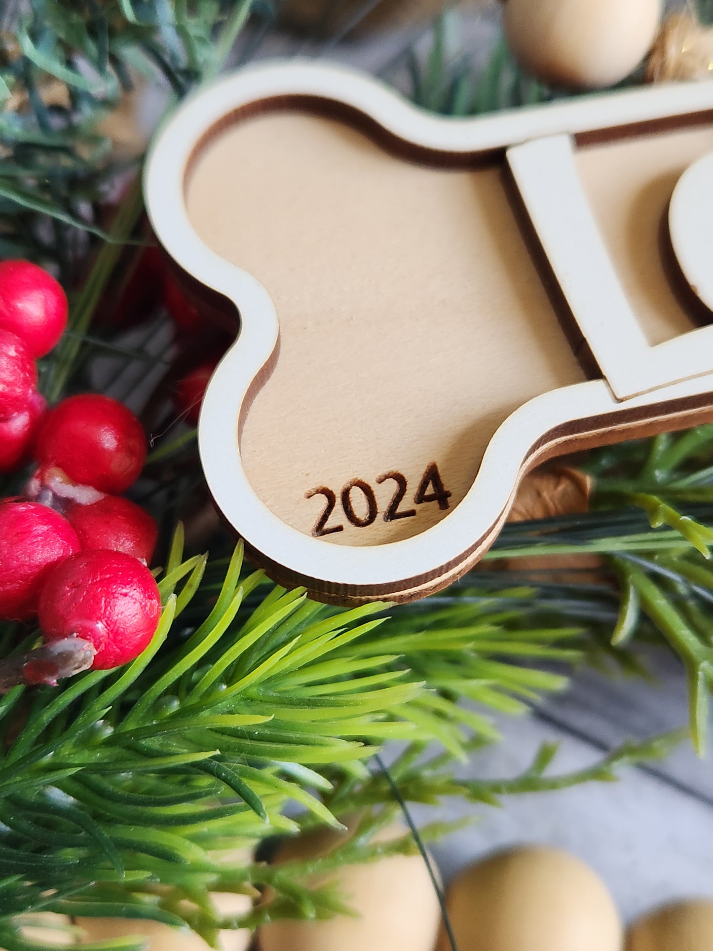 Personalized Dog Bone Christmas Ornament – Custom Pet Name with Year • Wooden Pet Keepsake • Dog Christmas Tree Decoration