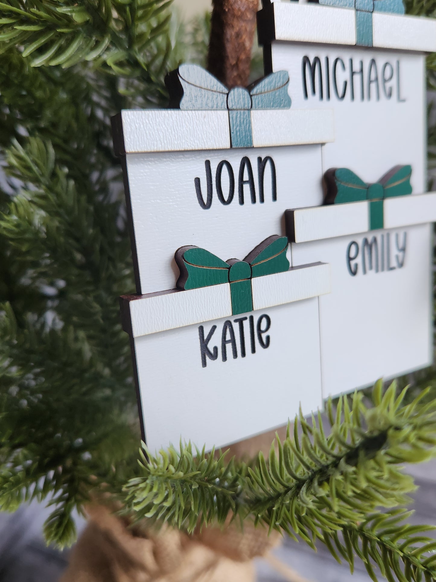 Personalized Stacked Gift Ornament – Custom Christmas Name Ornament for Family, Friends or Coworkers