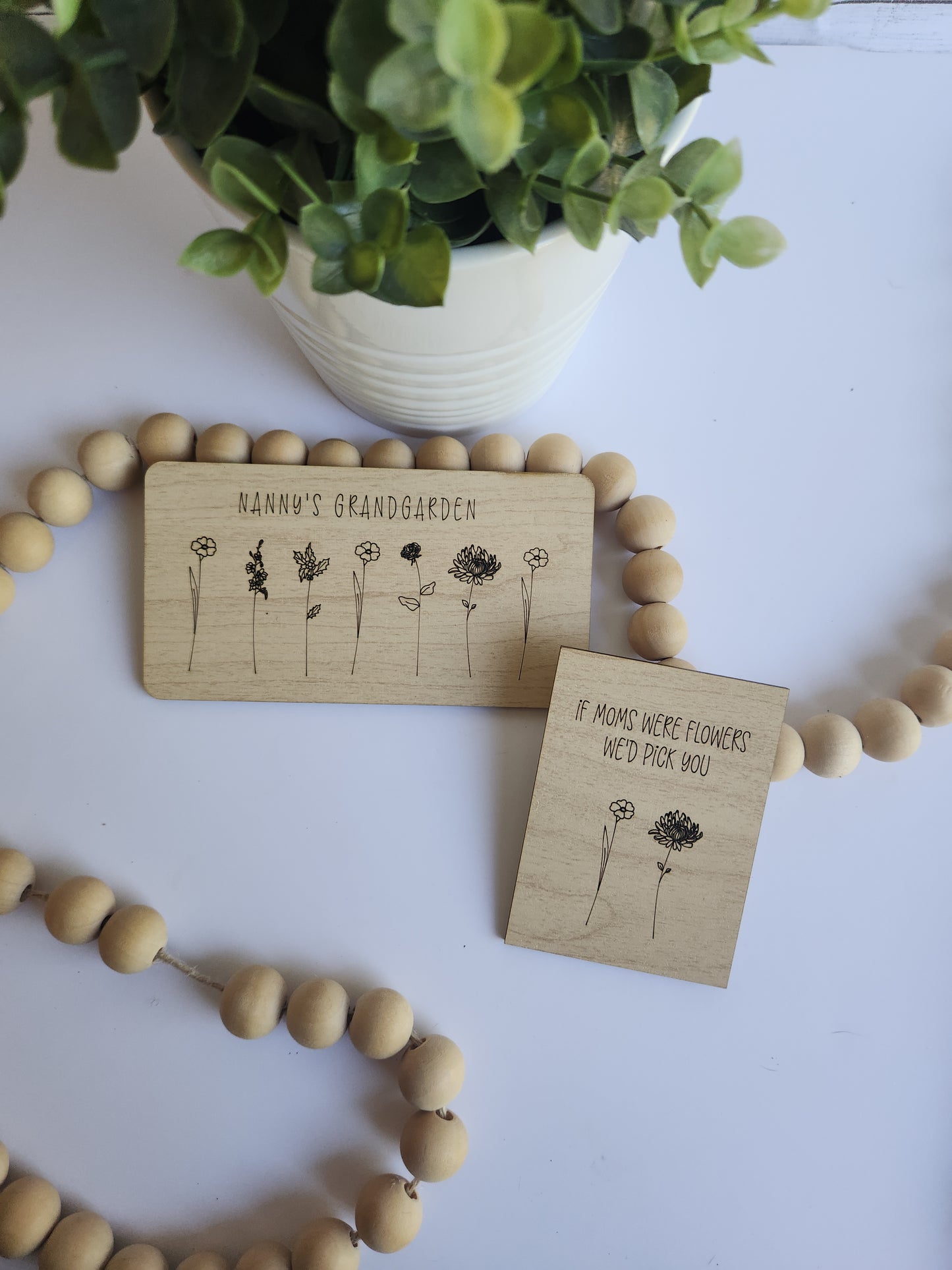 Personalized Birth Flower Magnet | Custom Family Garden Magnet | Mother’s Day Gift for Mom or Grandma