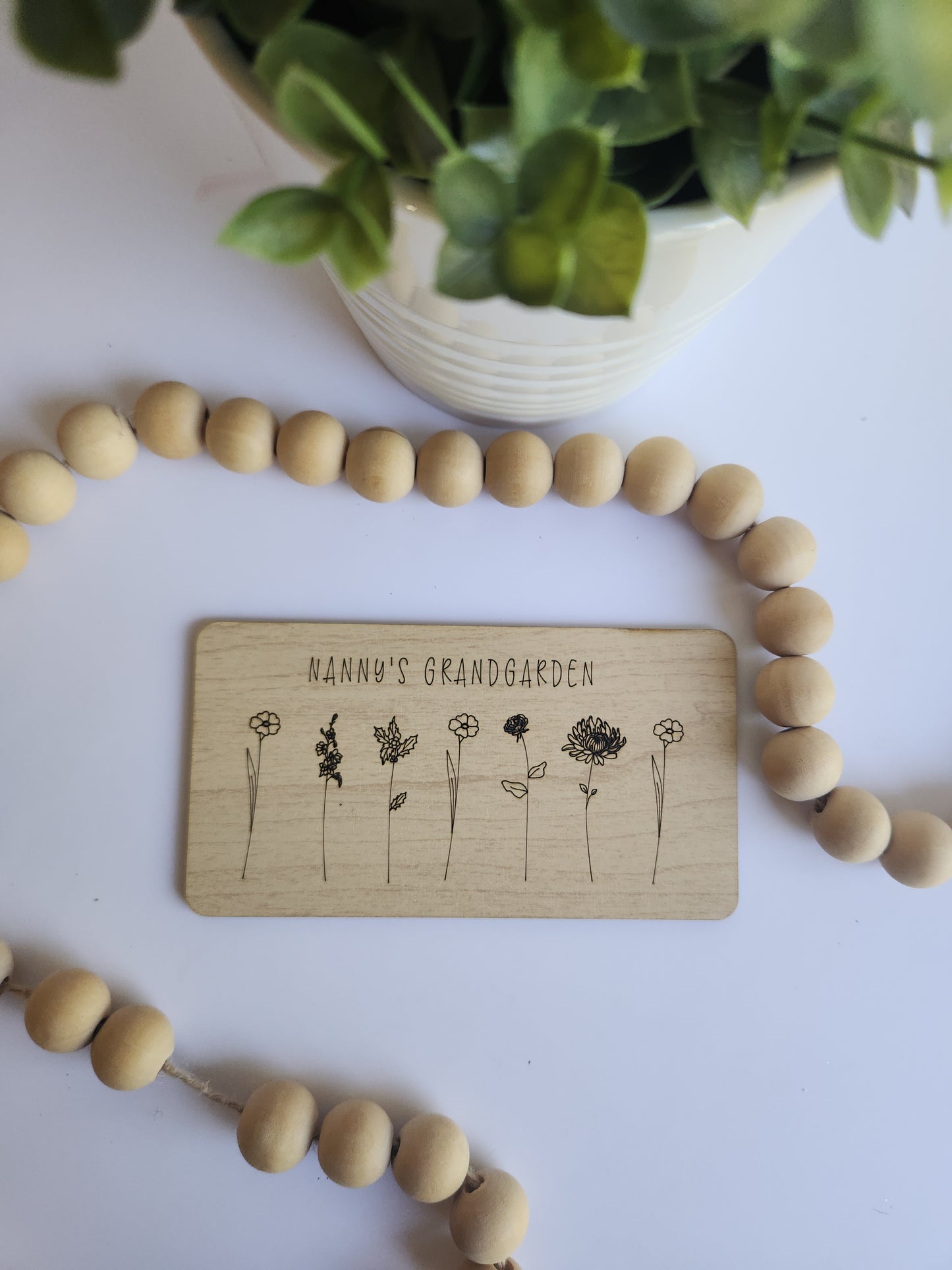 Personalized Birth Flower Magnet | Custom Family Garden Magnet | Mother’s Day Gift for Mom or Grandma